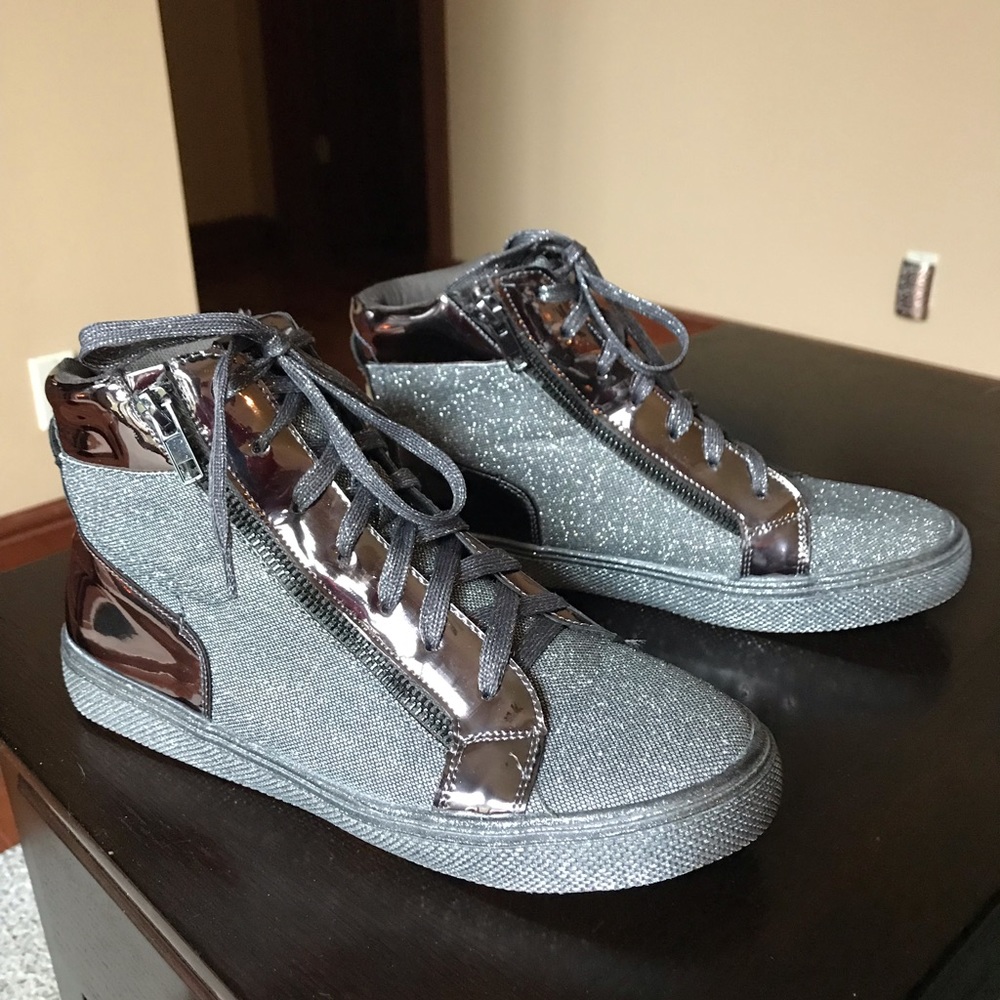 Lauren Lorraine "Skippy" sneakers